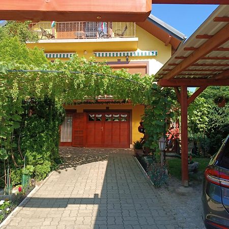 Anna Ilona Vendeghaz Hotel Badacsonytomaj Eksteriør billede